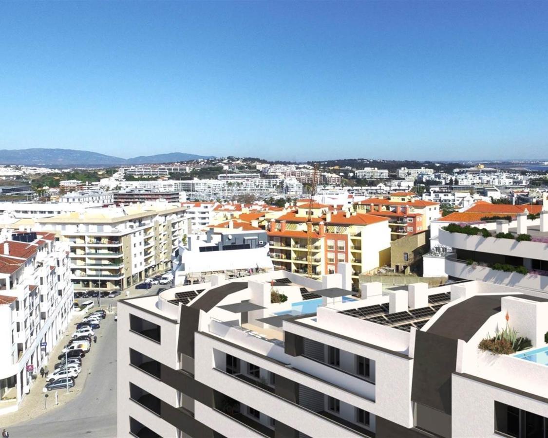 Coolhouses Lagos, 2 Bed Stylish City Flat, Rooftop Shared Pool, Clayheart Kültér fotó